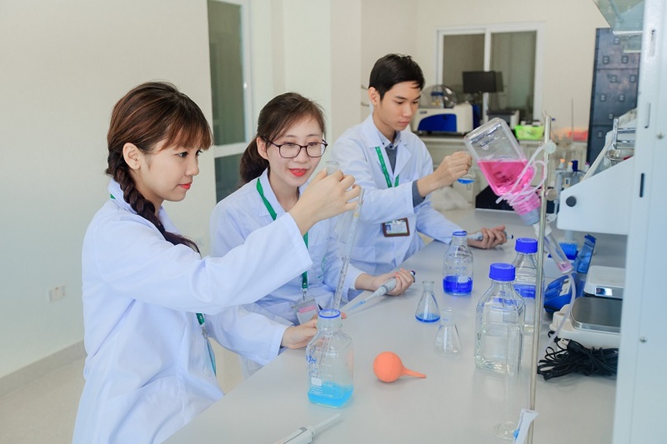 Giải quyết bài toán môi trường y tế từ ngành học mới? - 1 Giải quyết bài toán môi trường y tế từ ngành học mới? - 1