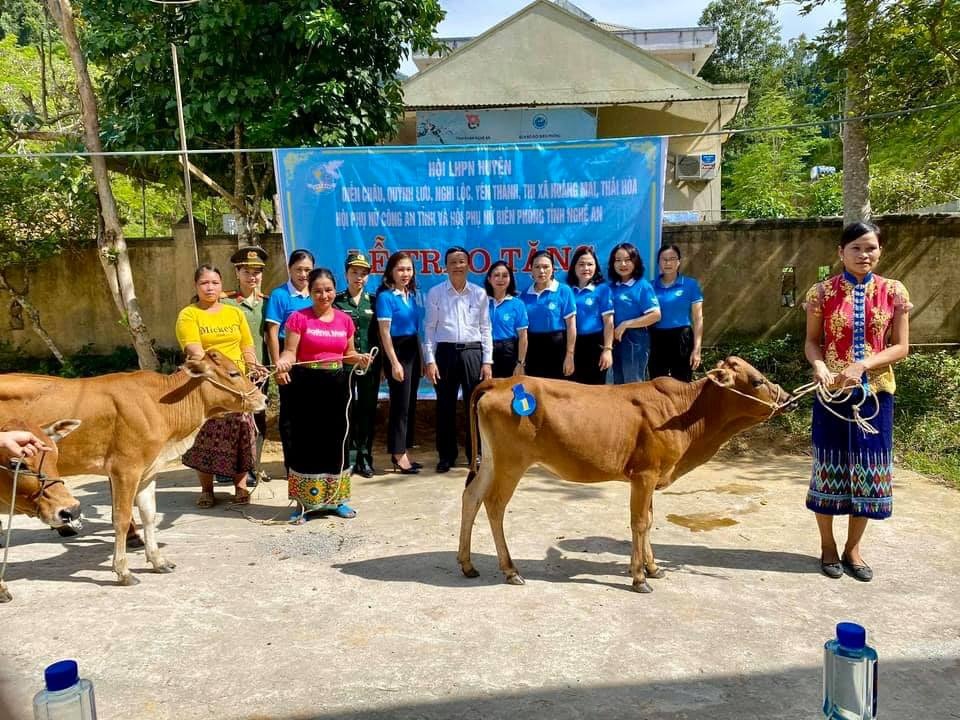 Hơn 52.688 lượt hộ nghèo và đối tượng chính sách được vay vốn giảm nghèo - 3 Hơn 52.688 lượt hộ nghèo và đối tượng chính sách được vay vốn giảm nghèo - 3