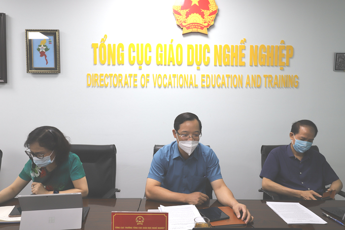 Tổng cục Giáo dục nghề nghiệp triển khai nhiệm vụ trong bối cảnh dịch bệnh COVID-19 - Ảnh 1.