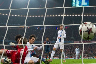 Nhìn lại màn rượt đuổi tỉ số ngoạn mục tại Allianz Arena