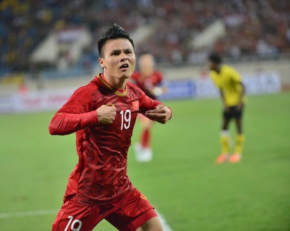Quang Hải lọt đề cử Cầu thủ xuất sắc nhất châu Á của Fox Sport - 2 Quang Hải lọt đề cử Cầu thủ xuất sắc nhất châu Á của Fox Sport - 2