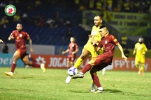 CLB Bình Định hòa Thanh Hóa, CLB Quảng Nam thắng HL Hà Tĩnh