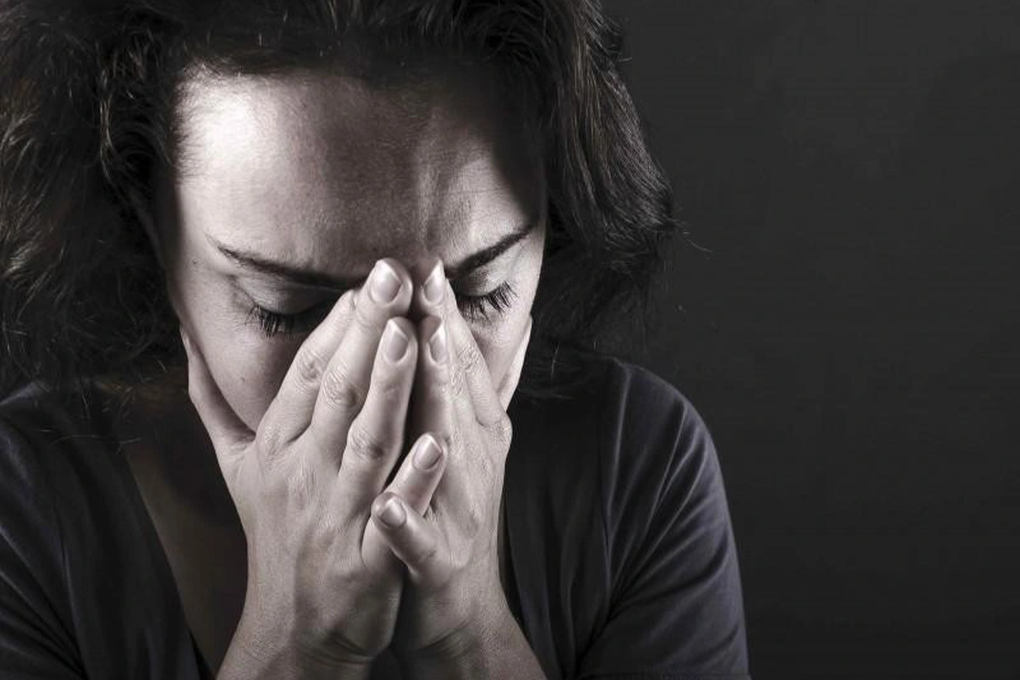 Ngoại tình tuổi xế chiều: Mất cả chì lẫn chài vì lời mật ngọt - 1 Ngoại tình tuổi xế chiều: Mất cả chì lẫn chài vì lời mật ngọt - 1