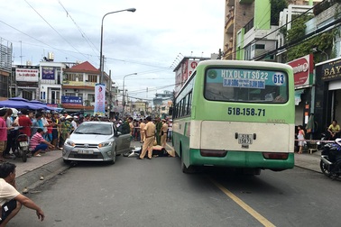 Tài xế mở cửa xe gây tai nạn chết người có thể bị khởi tố hình sự