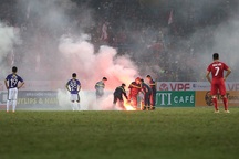 Sân Lạch Tray tăng cường an ninh, kiểm tra cả CĐV nữ