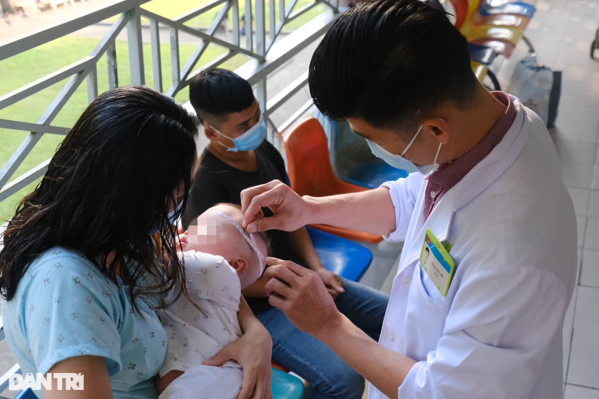 Những tin nhắn cầu cứu lúc nửa đêm và trăn trở của bác sĩ bé đầu bự - 9 Những tin nhắn cầu cứu lúc nửa đêm và trăn trở của bác sĩ bé đầu bự - 9