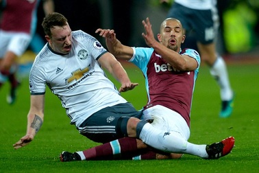 Mourinho: “MU đã chịu thiệt thòi quá nhiều”