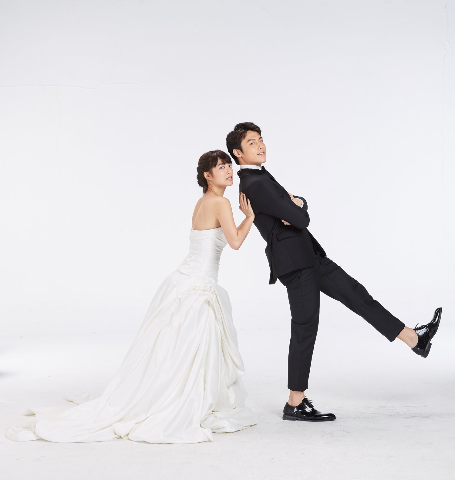 Yêu thầm chưa đạt mục đích, Moey Mew Nittha bị Mark Prin nghi là hacker - 3 Yêu thầm chưa đạt mục đích, Moey Mew Nittha bị Mark Prin nghi là hacker - 3