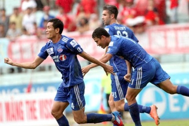 VFF chưa nhận được đơn giải trình của trung vệ Chí Công