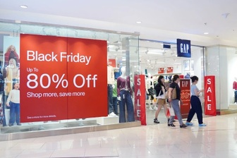 Các trung tâm thương mại lớn nhộn nhịp dịp ACFC Black Friday