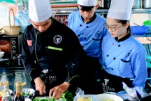 Trường nghề biến nguy cơ Covid-19 thành cơ hội chuyển đổi số