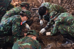 Mở rộng rãnh mộ thứ nhất ở Công viên Lê Thị Riêng, tìm thấy thêm 24 bộ hài cốt liệt sĩ
