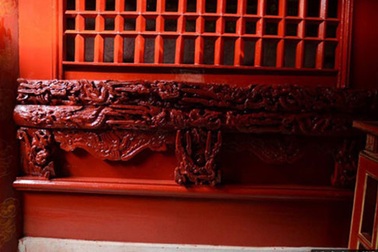 Hà Nội “tuýt còi” việc sơn sửa loè loẹt ở đền Phù Đổng