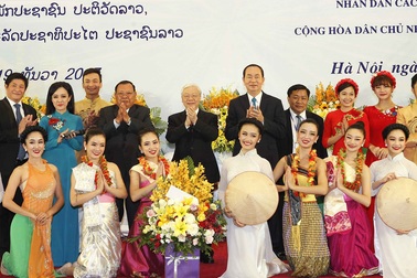 Gìn giữ, phát huy mối quan hệ hiếm có Việt Nam - Lào mãi mãi vững bền