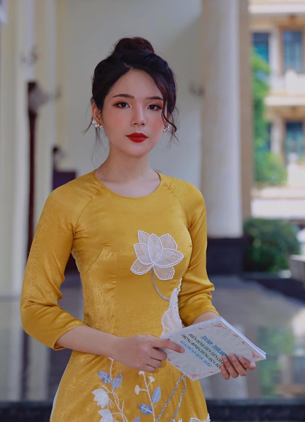 Hot girl Báo chí với dáng cực chuẩn đam mê nghề MC - 9 Hot girl Báo chí với dáng cực chuẩn đam mê nghề MC - 9
