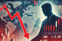 Áp lực tỷ giá, "cá mập" rút tiền khỏi chứng khoán