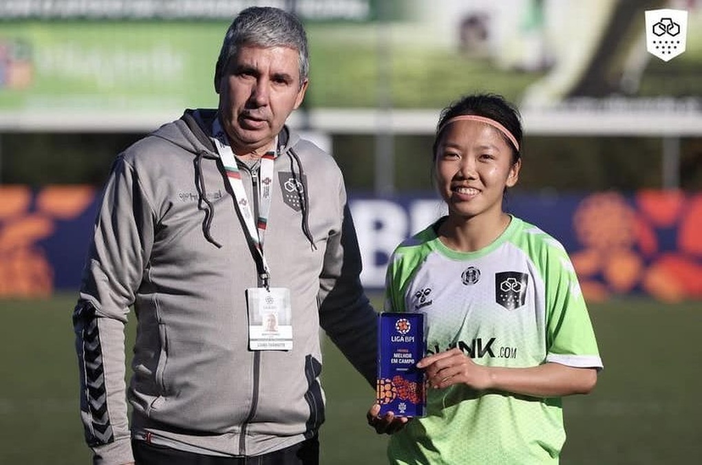 Huỳnh Như ở lại Lank FC, nhận lương cao hơn mùa giải trước - 1