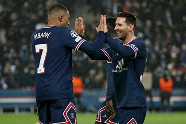 Messi vượt qua Pele nhưng bị Mbappe phá kỷ lục