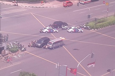 Hiện trường các vụ tấn công kinh hoàng ở Jakarta