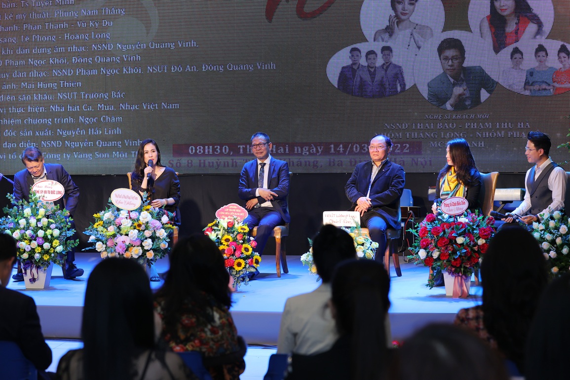 NSƯT Đức Long: Làm nghề hát mà giàu có đúng nghĩa khó lắm - 4 NSƯT Đức Long: Làm nghề hát mà giàu có đúng nghĩa khó lắm - 4