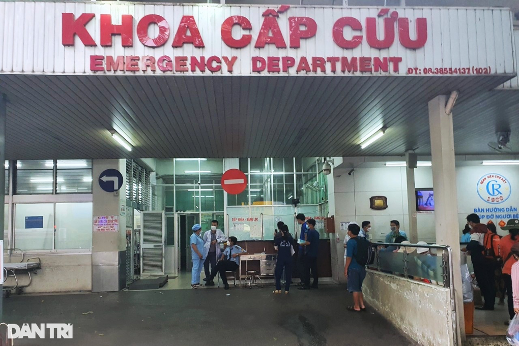 Nhận cuộc gọi con cấp cứu ở bệnh viện, 2 người cha bị lừa 70 triệu đồng - 1 Nhận cuộc gọi con cấp cứu ở bệnh viện, 2 người cha bị lừa 70 triệu đồng - 1