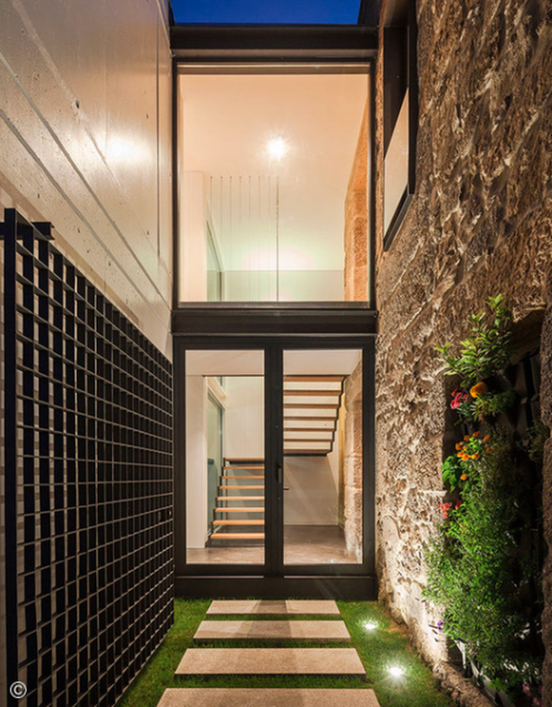 Chọn cửa ra vào sao cho phù hợp? - 18 Chọn cửa ra vào sao cho phù hợp? - 18