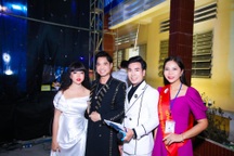 Ngọc Sơn khen ngợi giọng hát của ca sĩ Thư Kỳ