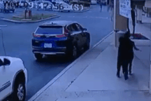 Mỹ: Giằng co để giành lại túi xách, người phụ nữ gốc Việt bị cướp cán chết