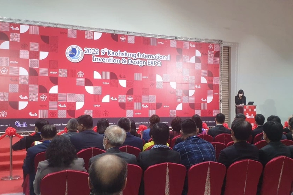 Nhóm học sinh Việt Nam giành Huy chương Vàng cuộc thi sáng chế quốc tế - 1 Nhóm học sinh Việt Nam giành Huy chương Vàng cuộc thi sáng chế quốc tế - 1