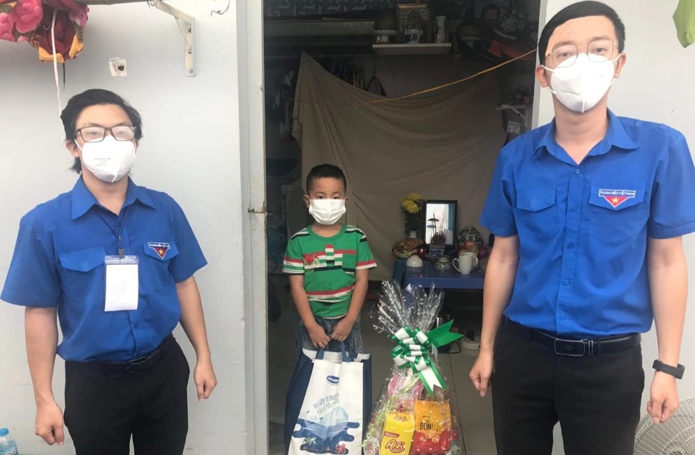 Học trò mồ côi vì dịch bệnh Covid-19: Tội lắm ai ơi! - 2 Học trò mồ côi vì dịch bệnh Covid-19: Tội lắm ai ơi! - 2