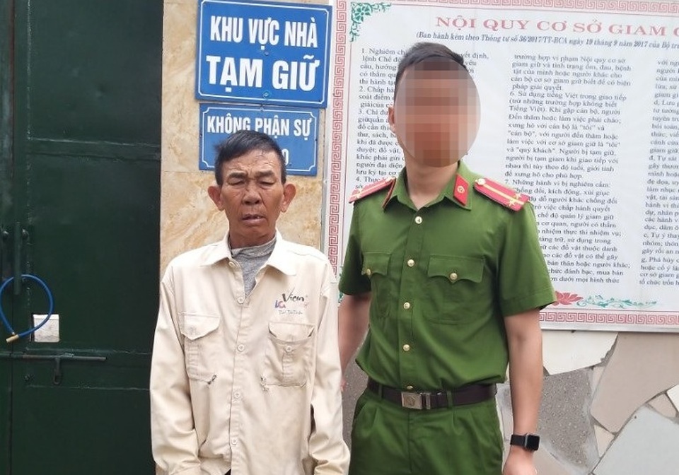 Đối tượng Phan Văn Tâm tại cơ quan điều tra. Đối tượng Phan Văn Tâm tại cơ quan điều tra.