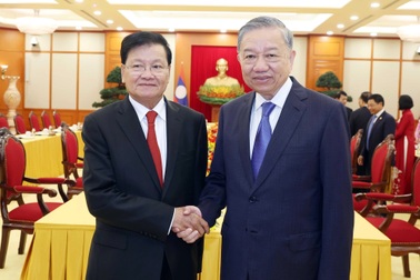 Tổng Bí thư: Gìn giữ, vun đắp và phát triển quan hệ đặc biệt Việt Nam - Lào