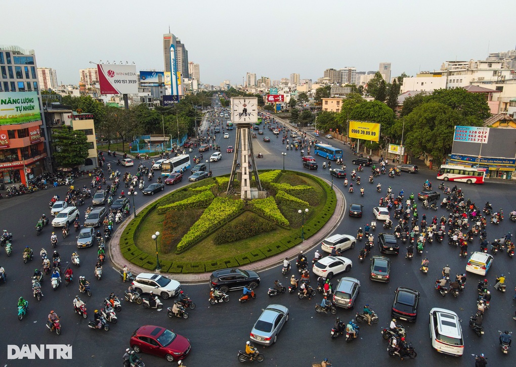 TPHCM: Bỏ vòng xoay Nguyễn Bỉnh Khiêm sẽ phạm điều tối kỵ - 2 TPHCM: Bỏ vòng xoay Nguyễn Bỉnh Khiêm sẽ phạm điều tối kỵ - 2