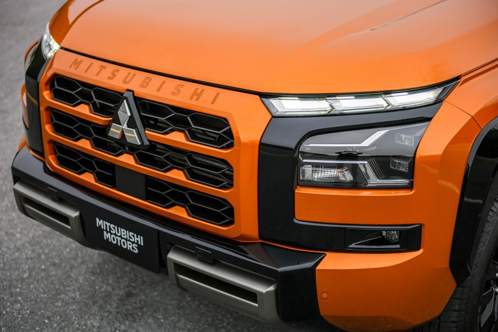 Mitsubishi Triton 2024 gia tăng kích thước và công nghệ để đấu Ranger - 2 Mitsubishi Triton 2024 gia tăng kích thước và công nghệ để đấu Ranger - 2