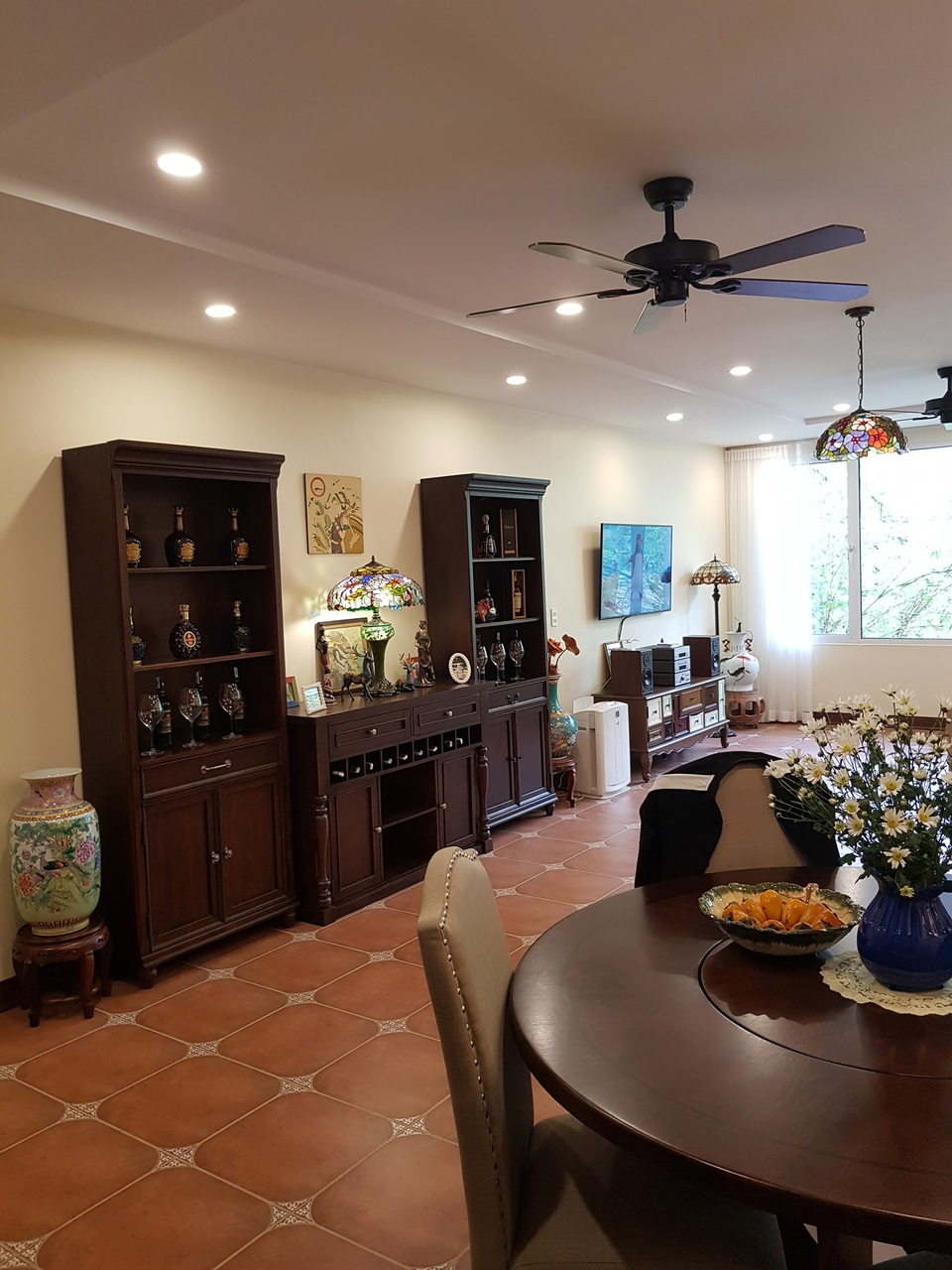 Biệt thự trốn khói bụi đẹp bình yên, ngập cây xanh của vợ chồng ở Hà Nội - 7