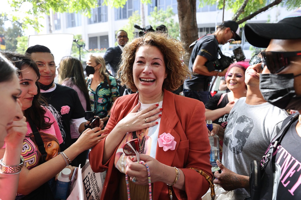 Ngày lịch sử trong cuộc đời Britney Spears: Cha đẻ thôi làm người giám hộ - 2