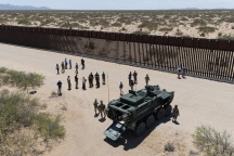 Chính sách nhập cư cứng rắn của chính quyền ông Trump