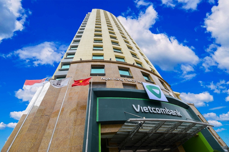 Vietcombank và FWD chính thức triển khai hợp tác độc quyền phân phối bảo hiểm qua ngân hàng - 1 Vietcombank và FWD chính thức triển khai hợp tác độc quyền phân phối bảo hiểm qua ngân hàng - 1