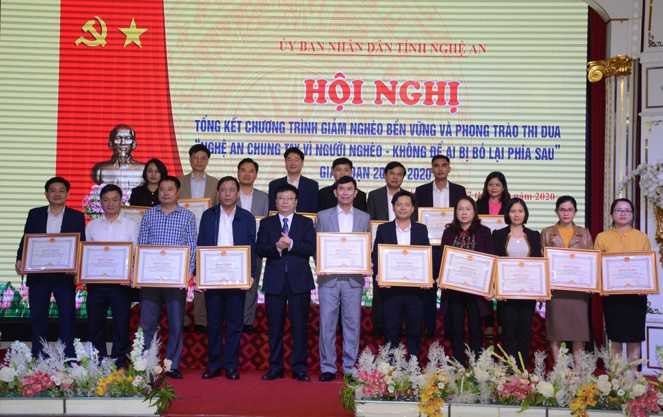 Nghệ An: Giảm hơn 9% hộ nghèo trong vòng 5 năm - 3 Nghệ An: Giảm hơn 9% hộ nghèo trong vòng 5 năm - 3