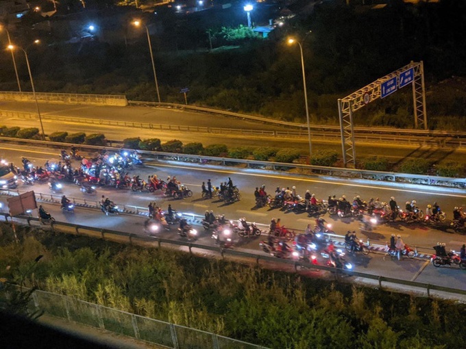 Tăng cường kiểm soát, ngăn chặn các hành vi đua xe trái phép, gây rối trật tự công cộng của nhiều thanh thiếu niên.