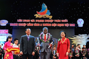 BUV vinh dự nhận giải thưởng Rồng Vàng