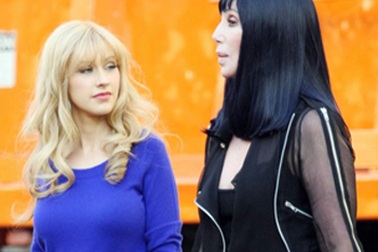 Cher “siêu” trẻ trung ở tuổi 64