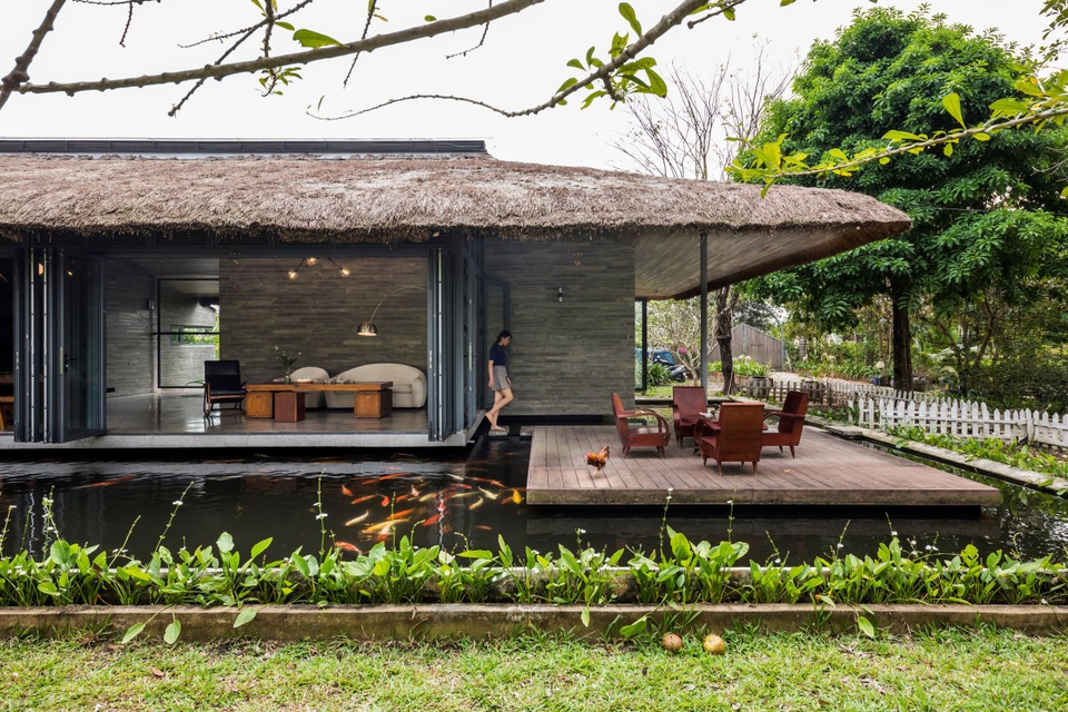 Nhà vườn có hồ cá Koi đẳng cấp ở ngoại thành của vị doanh nhân Sài Gòn - 3 Nhà vườn có hồ cá Koi đẳng cấp ở ngoại thành của vị doanh nhân Sài Gòn - 3