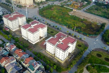 Hà Nội: Ba tòa nhà bị đề nghị đập bỏ sau 10 năm không người ở