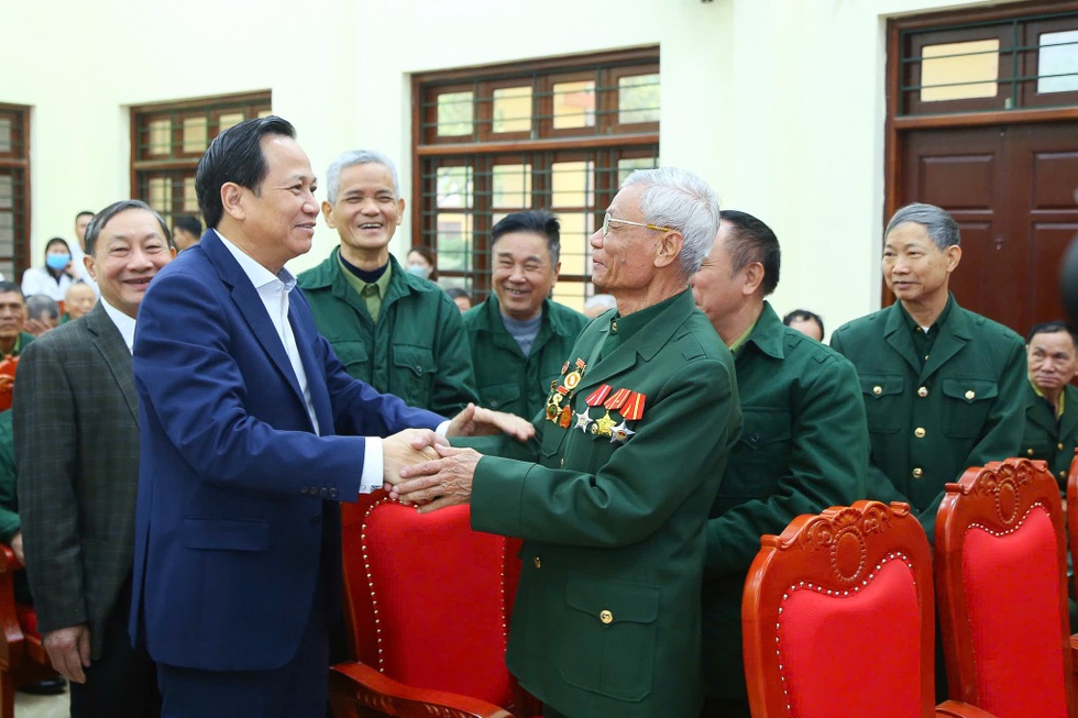 Thành quả 2 nhiệm kỳ của vị tư lệnh ngành LĐ-TBXH - 3 Thành quả 2 nhiệm kỳ của vị tư lệnh ngành LĐ-TBXH - 3
