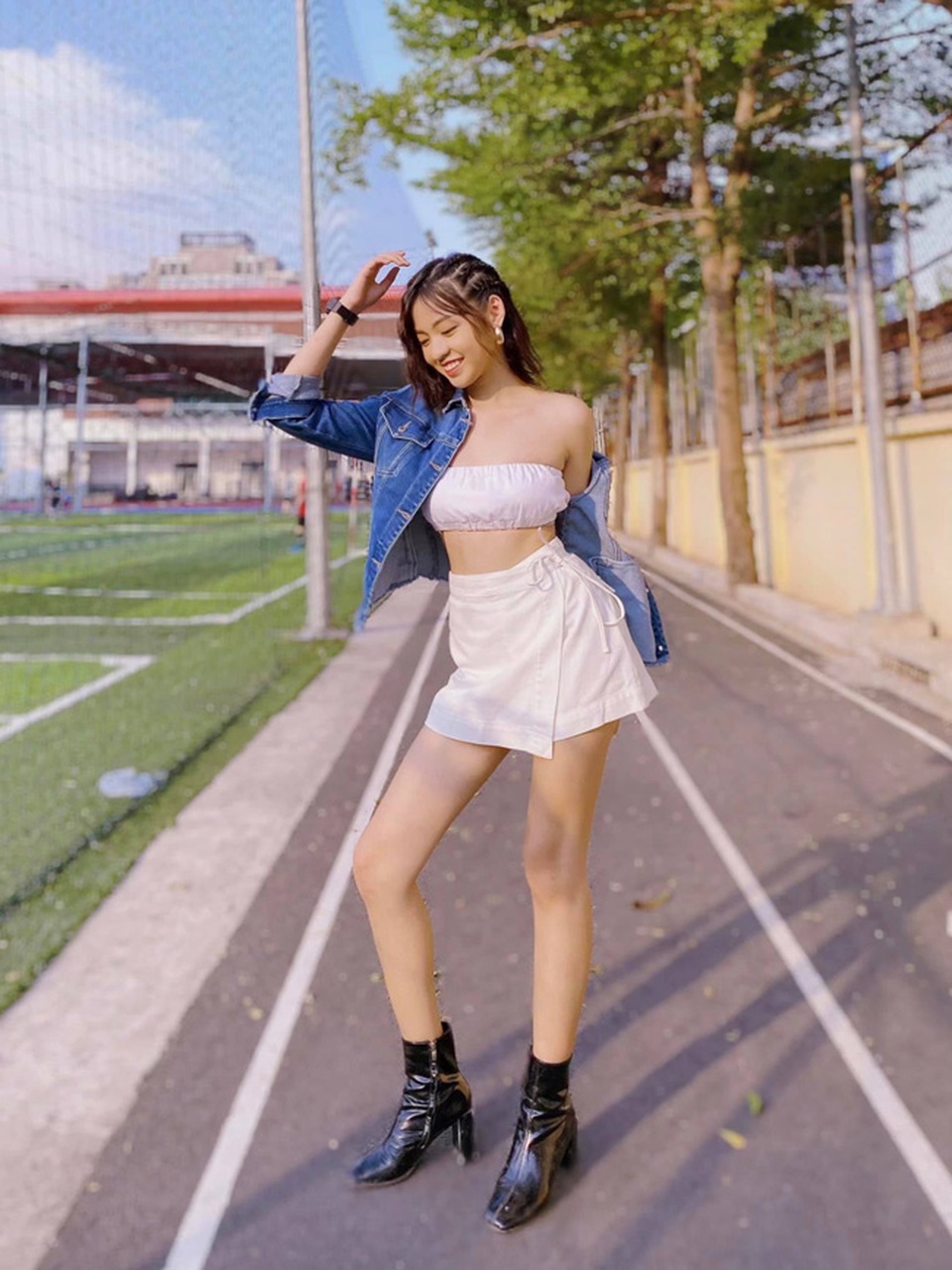 Hot girl trứng rán rũ bỏ vẻ ngây thơ, ngày càng gợi cảm và quyến rũ - 8 Hot girl trứng rán rũ bỏ vẻ ngây thơ, ngày càng gợi cảm và quyến rũ - 8