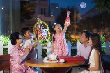 Những mùa trăng tròn trong ký ức