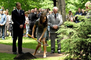 Kate Middleton học nấu ăn và trồng cây tại Canada