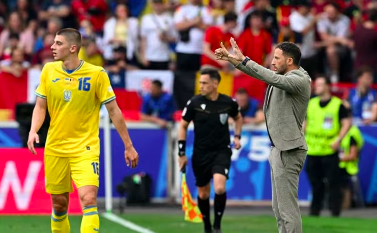 គ្រូបង្វឹកបែលហ្សិកប្រកាសលេងវាយបកពេលប៉ះបារាំង - ១ HLV đội tuyển Bỉ tuyên bố sẽ chơi tấn công khi đối đầu Pháp - 1