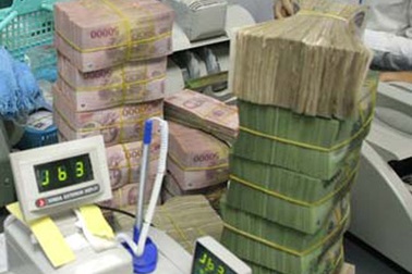 Có "đục nước béo cò" trong tái cấu trúc kinh tế?